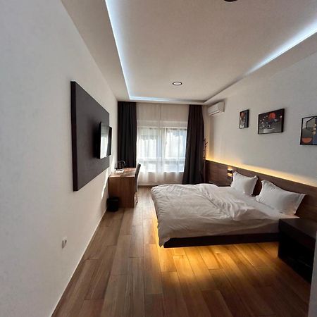 H.T Hotel Beograd Eksteriør bilde