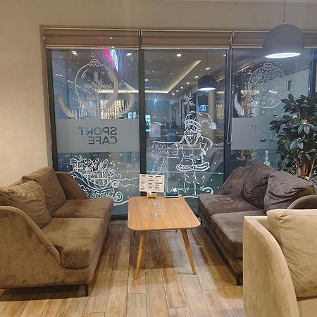 H.T Hotel Beograd Eksteriør bilde
