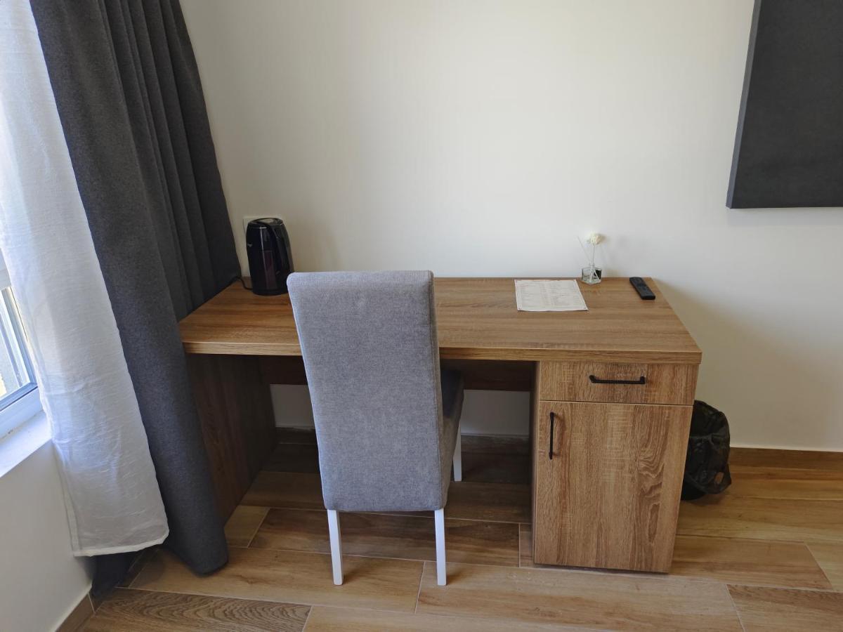 H.T Hotel Beograd Eksteriør bilde