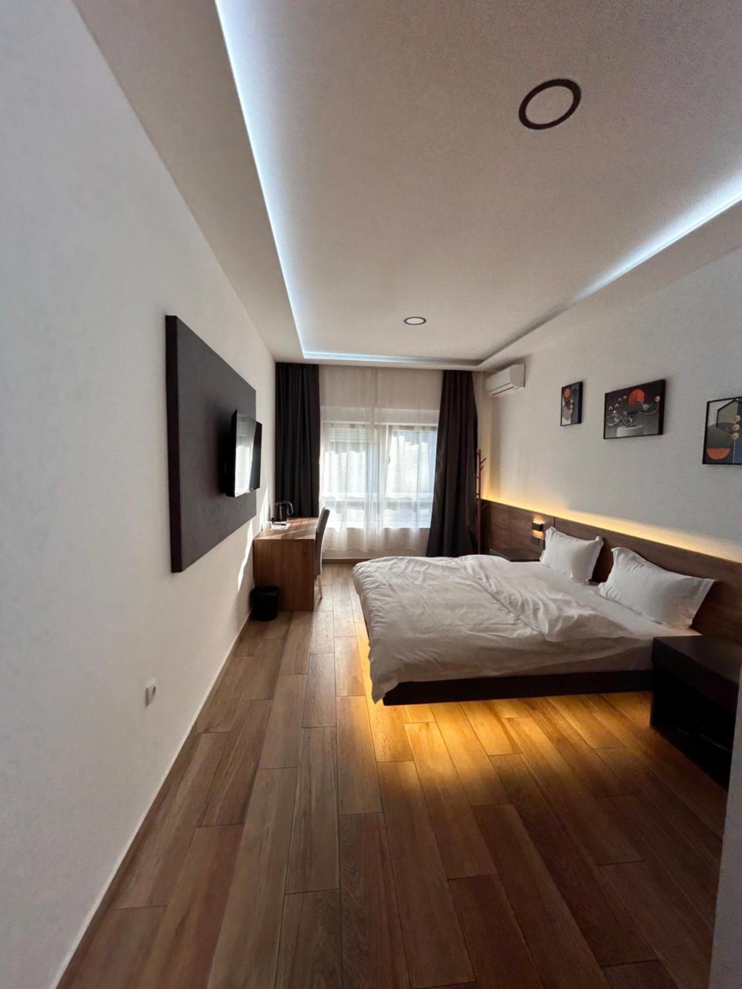 H.T Hotel Beograd Eksteriør bilde