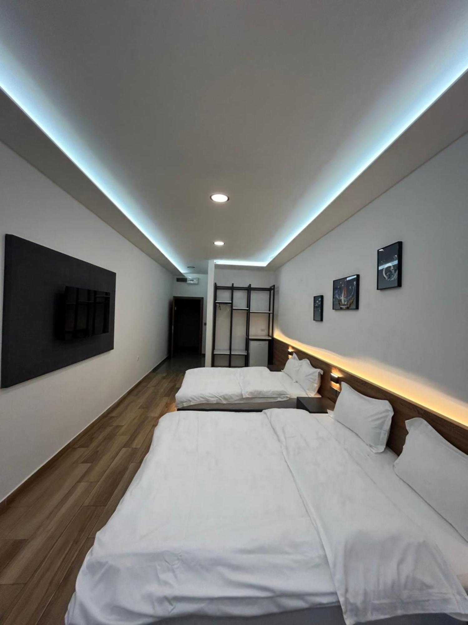 H.T Hotel Beograd Eksteriør bilde